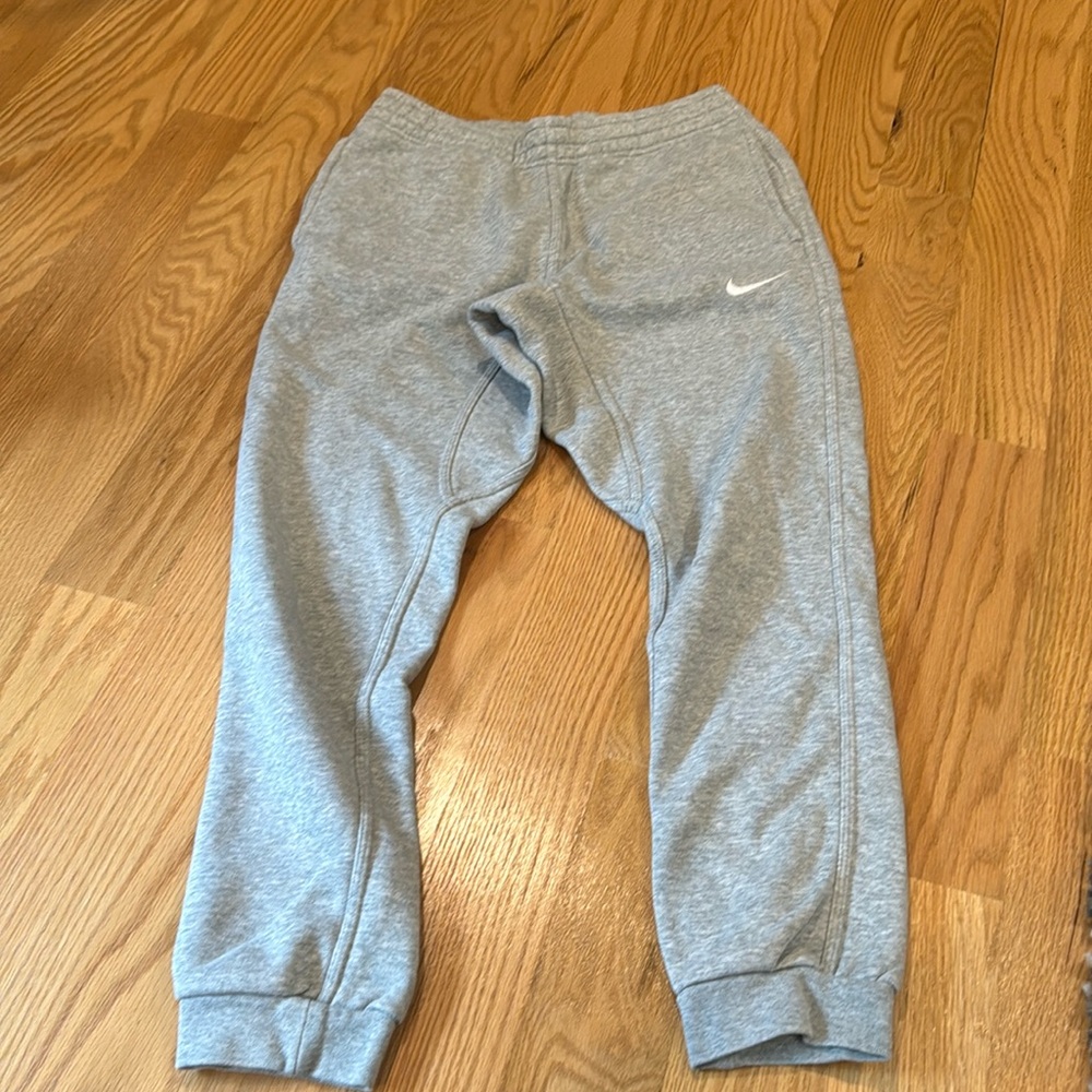 Men’s nike sweat pants size small